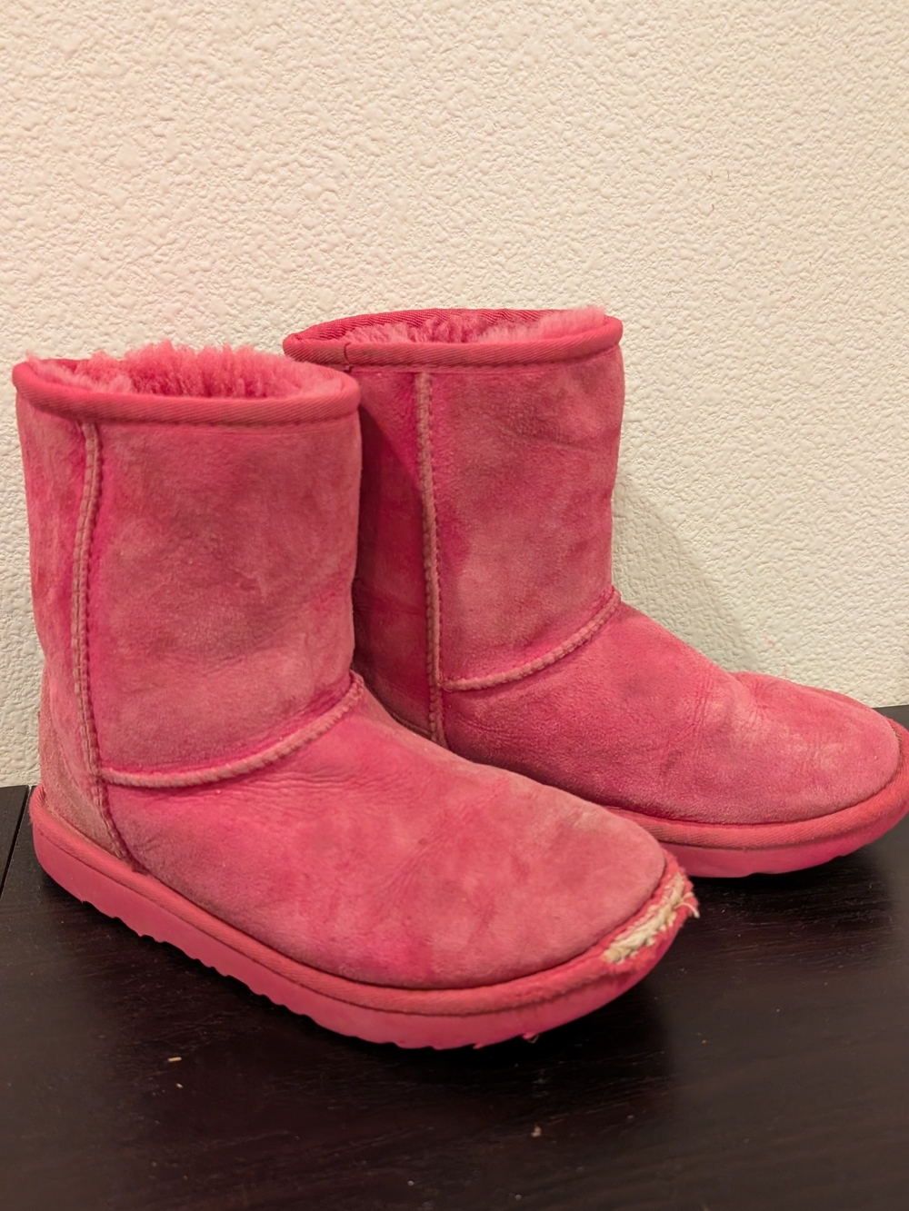 Girls Pink Ugg Boots